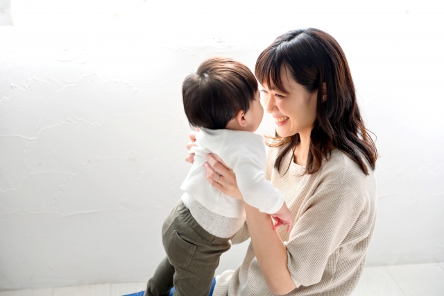 子どもと女性